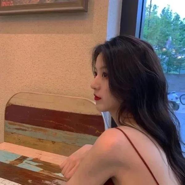 探险小狗媞蒂娜